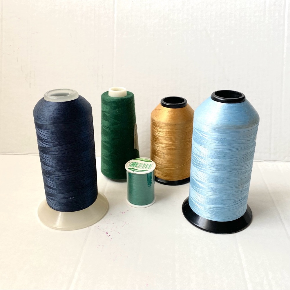Sewing Thread Spools Serger Thread - Picture 4 of 4